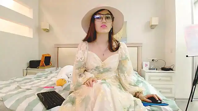 Iren's Live XXX Chat