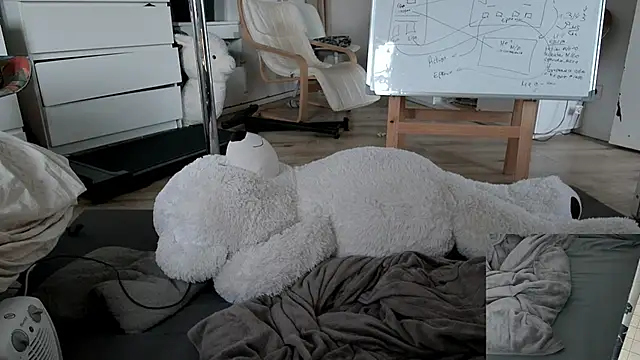 CeriseLapine Adlı Modelin Canlı XXX Sohbeti