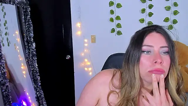 Chat XXX en directo de JanneKim