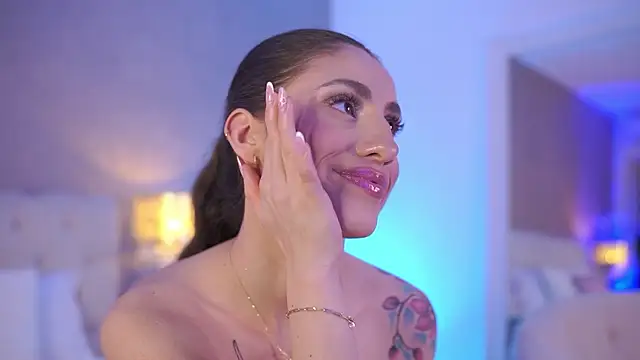 OhhAisha live XXX chat