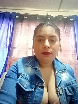 LatinFireLove's Webcam Show