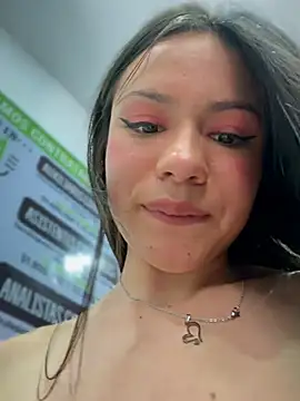 CHARLOTTE__05's Live XXX Chat