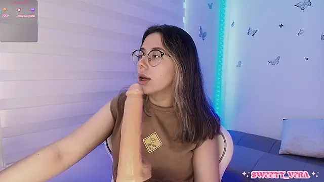 Chatroom XXX en direct de sweettvera