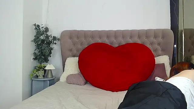 Sn0w__queen's Live XXX Chat