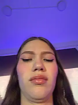 EmmaJhoons' Webcam Show