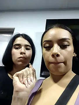 publicdesiary's Webcam Show