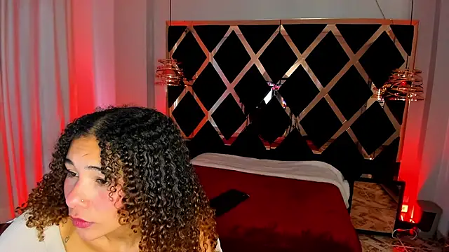 XXX chat uživo modela Mia_cartther