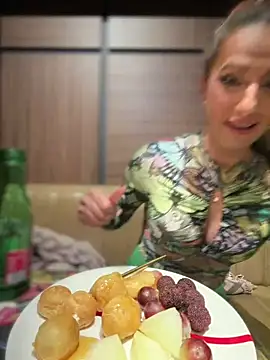 Chatroom XXX en direct de adya-aly