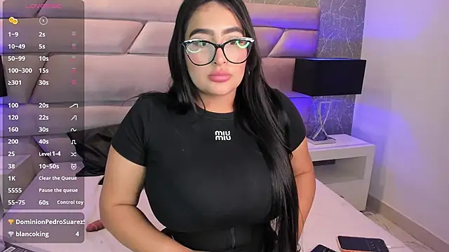 amy-thomson1 现场XXX聊天