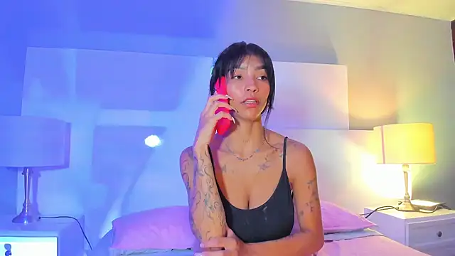 Chat XXX en directo de LauraAristizabal