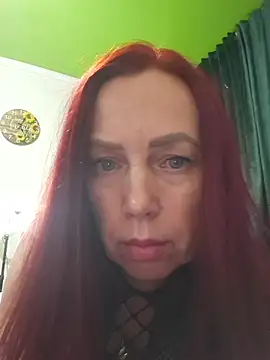 BlueHOT-MILf's Live XXX Chat