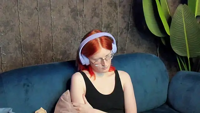 ElizabethHarpper's Live XXX Chat