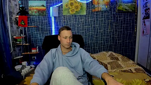 XXX chat uživo modela CuteBoy228