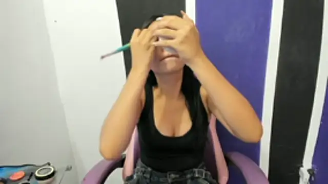 Chat XXX en directo de shy_luna18