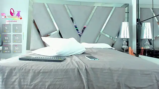 Abril_monroe_ Live XXX-Chat