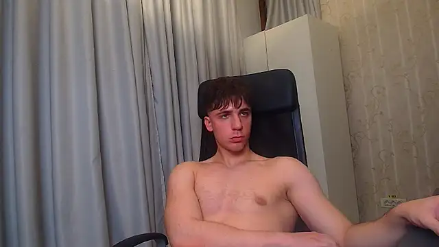 Chat XXX en directo de KellenWest