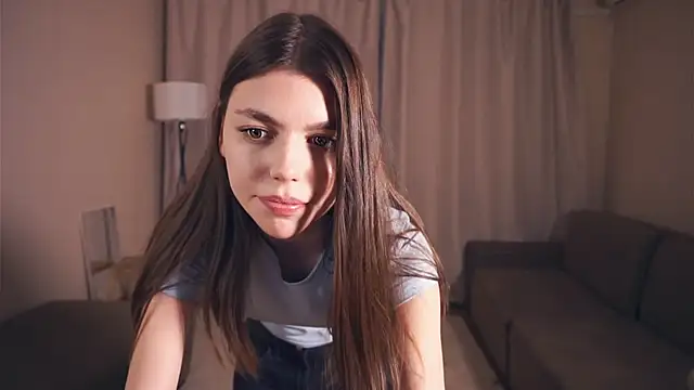 NeidaGowing's Live XXX Chat