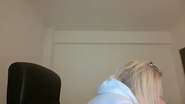 Amelia9798 webkamerás műsora