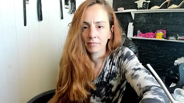 DommePoleDance's Live XXX Chat