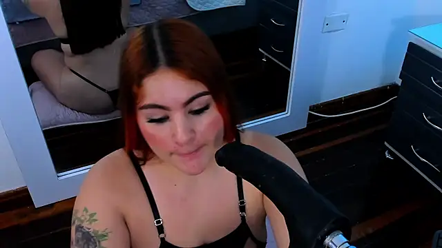 Chat XXX en directo de AdeleJhones