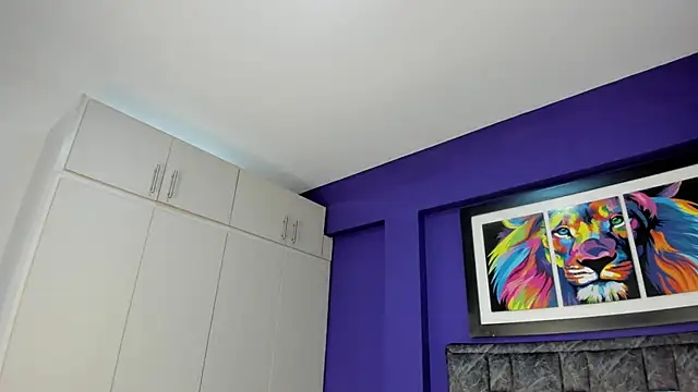 Chat XXX en directo de katiaa_lovv