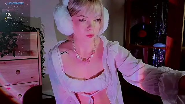 Živý XXX chat Me1inMonro