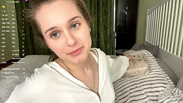 MiaBlanko Chat XXX live