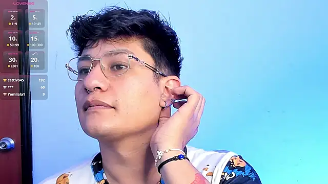 Theo_Rowan's Live XXX Chat