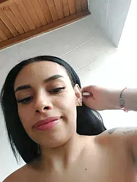 publicdesiary webcam show