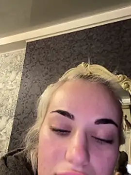 Sabina_Sirop Chat XXX live