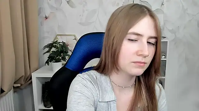 Chat XXX en directo de candy_Megan