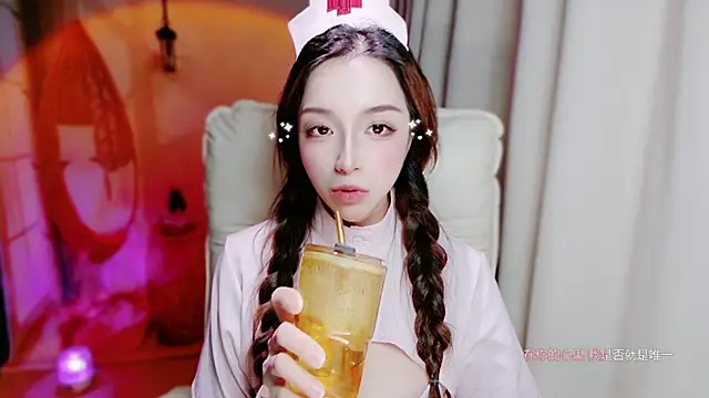 zizi-a 现场XXX聊天