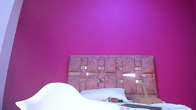 Chatroom XXX en direct de zoee_lovv