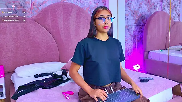 Chatroom XXX en direct de RavenGloomy