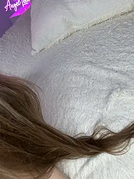 Онлайн чат XXX AngelLeeen