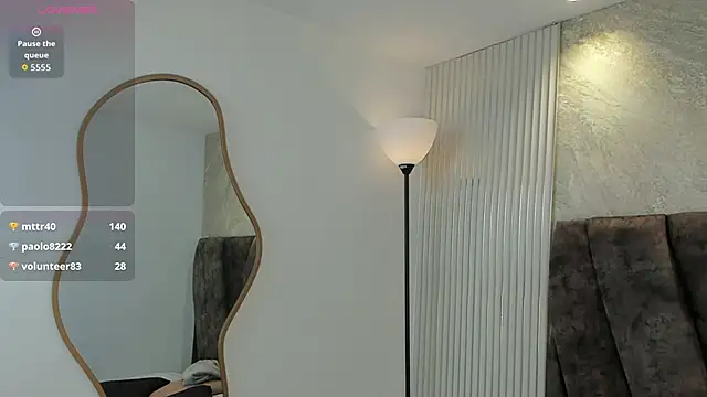 zoe_hugeboobs: απευθείας συνομιλία ΧΧΧ