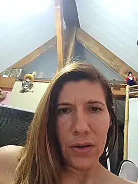 Lina_lou4 Chat XXX in diretta