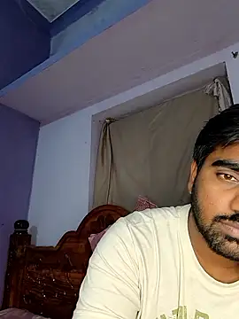 Chat XXX en directo de Harsha_Happy