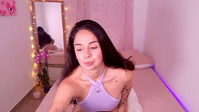 Mar_333 Adlı Modelin Canlı XXX Sohbeti