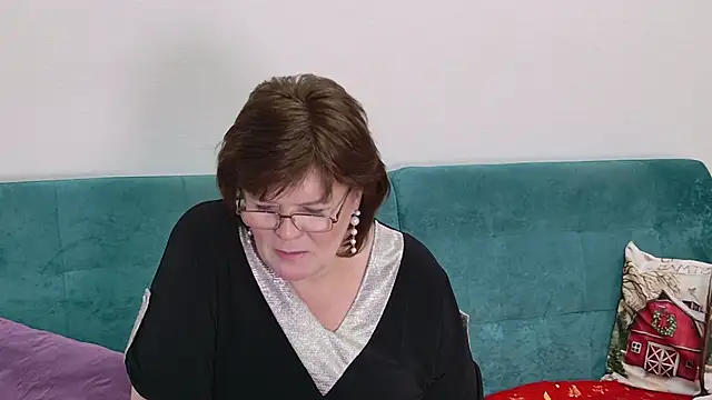 Sandra_Sunrise Adlı Modelin Canlı XXX Sohbeti