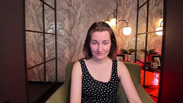 Chatroom XXX en direct de MeggySun