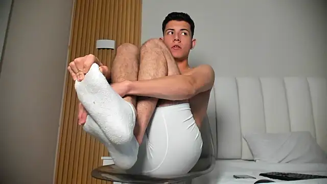 FireGuy_99's Live XXX Chat