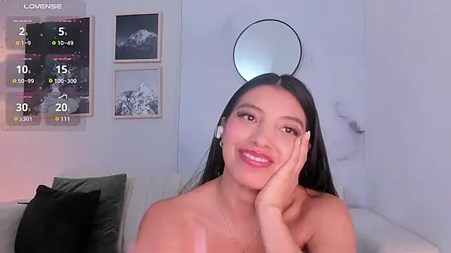 Tiffany_Low's Live XXX Chat