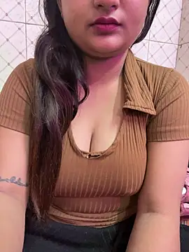 Curvy_Anaya Adlı Modelin Web Kamerası Şovu