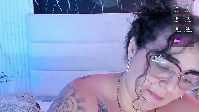 Reginavegaa's Live XXX Chat