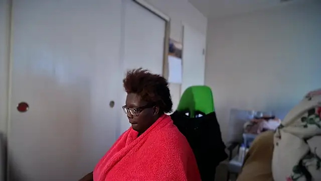 -Yagurlwest Live XXX-chat