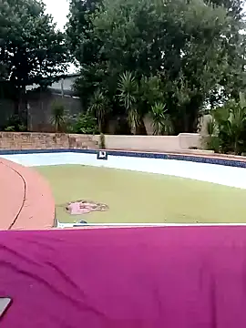 Онлайн чат XXX SexyAssQueenX