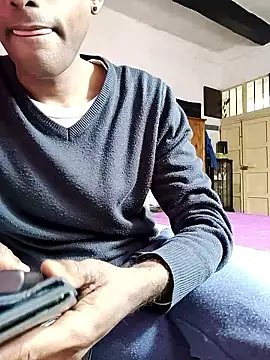 KeptupInosine Adlı Modelin Canlı XXX Sohbeti