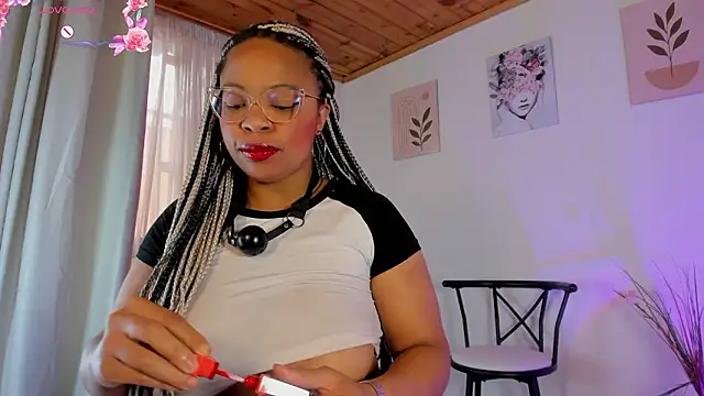 Lauraricci__ 라이브 XXX 채팅