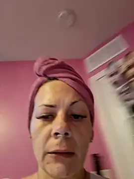 sexciisophia1 Adlı Modelin Web Kamerası Şovu